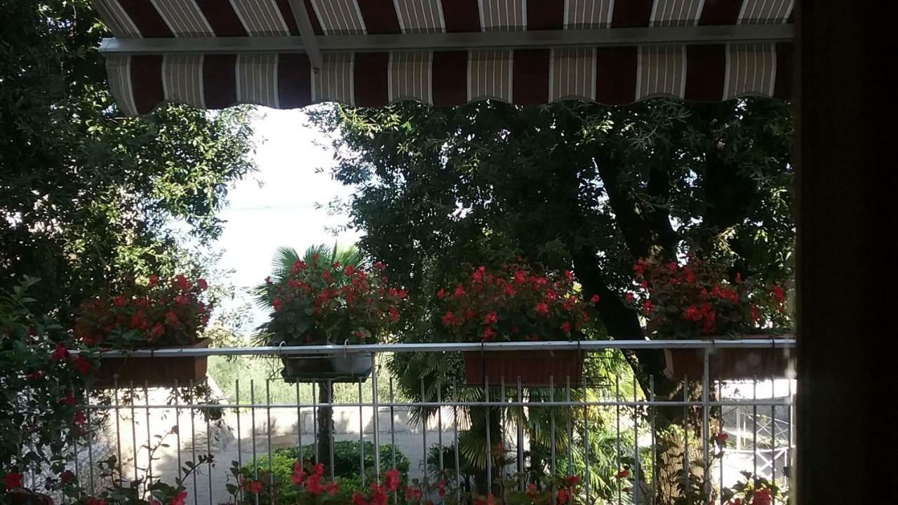 Antica Casa Di Famiglia Hotel Castiglione del Lago Exterior photo